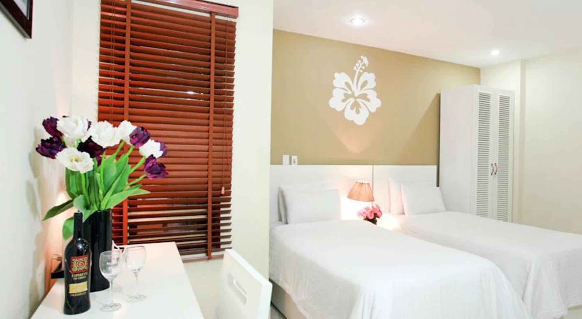 22Land Residence Hotel & Spa 52 Ngo Huyen Hanoi Exterior foto